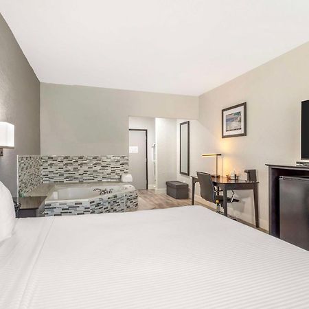 Surestay Plus By Best Western Texas City I-45 Exteriör bild