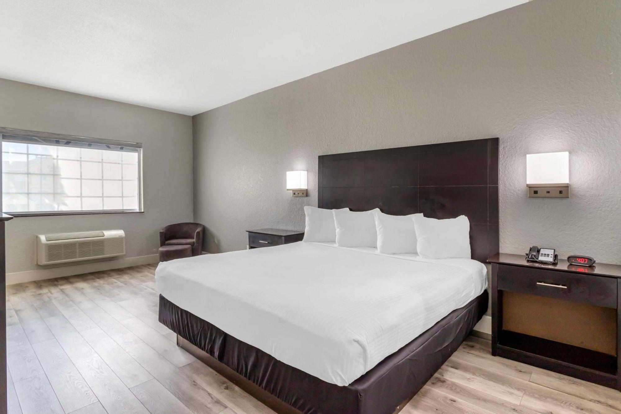 Surestay Plus By Best Western Texas City I-45 Exteriör bild