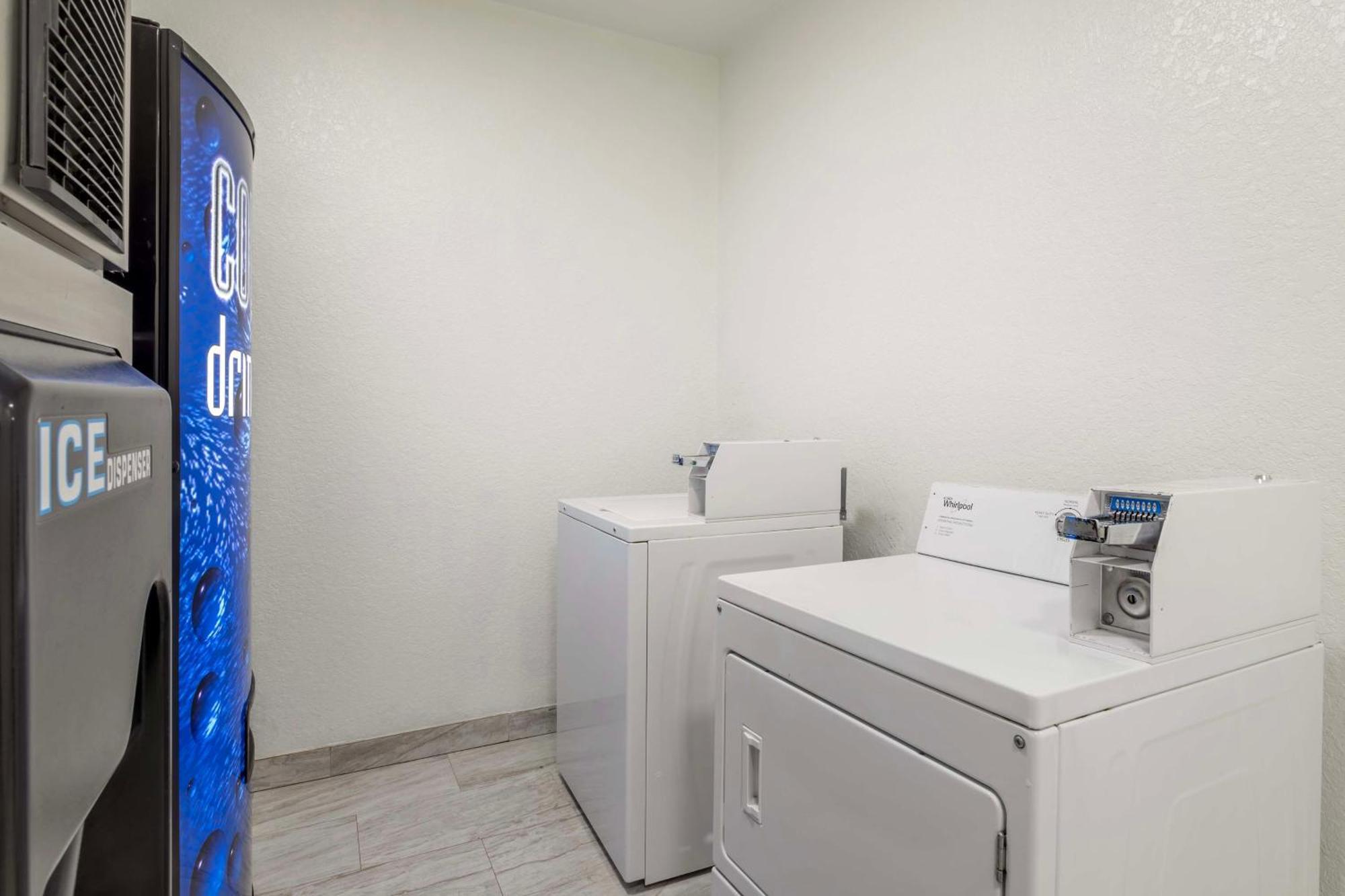 Surestay Plus By Best Western Texas City I-45 Exteriör bild